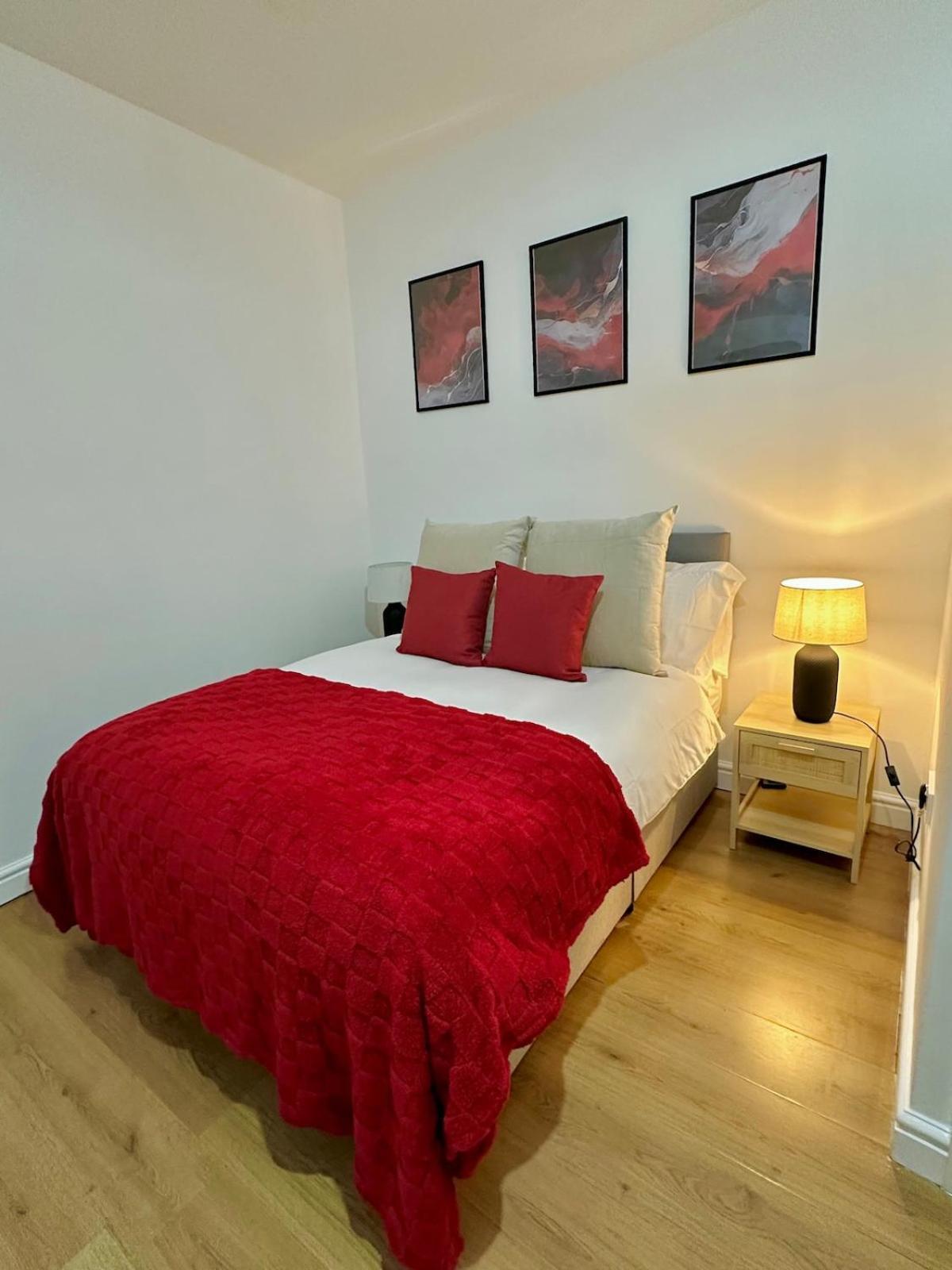 Stylish Old Trafford 2br Apartment, Free Parking, Near Stadium & Centre Apartamento