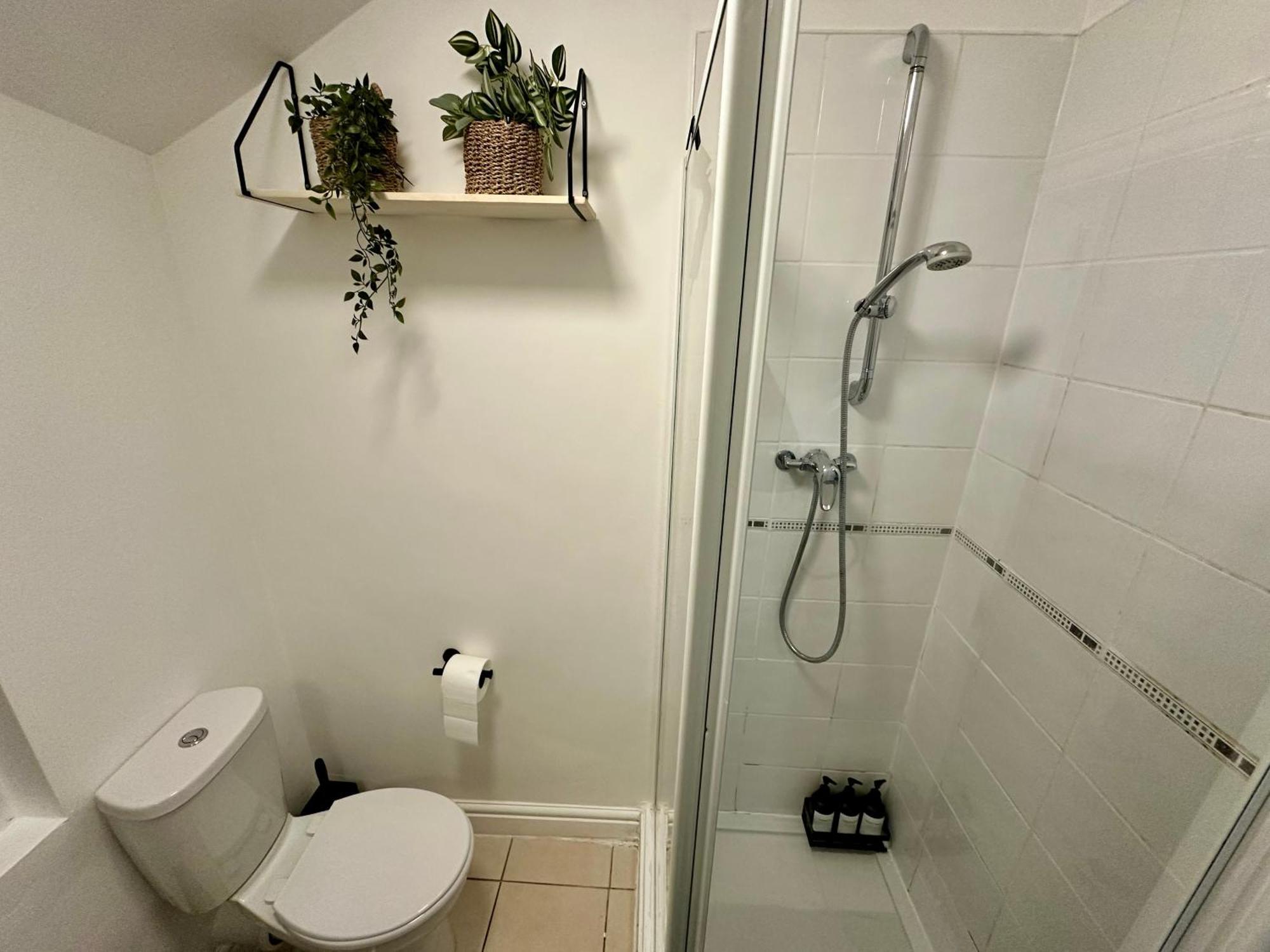 Apartamento Stylish Old Trafford 2br Apartment, Free Parking, Near Stadium & Centre *